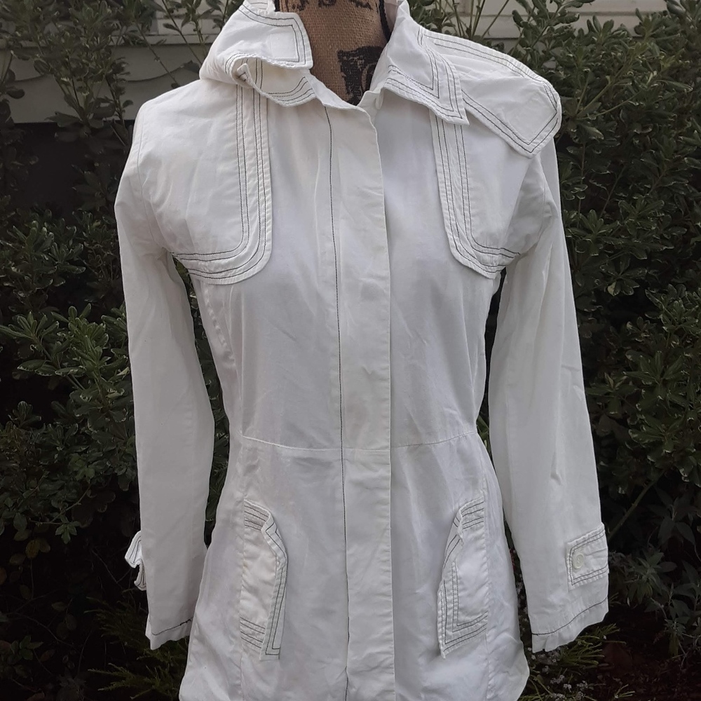 Light Weight Coat with Detachable Hood XS